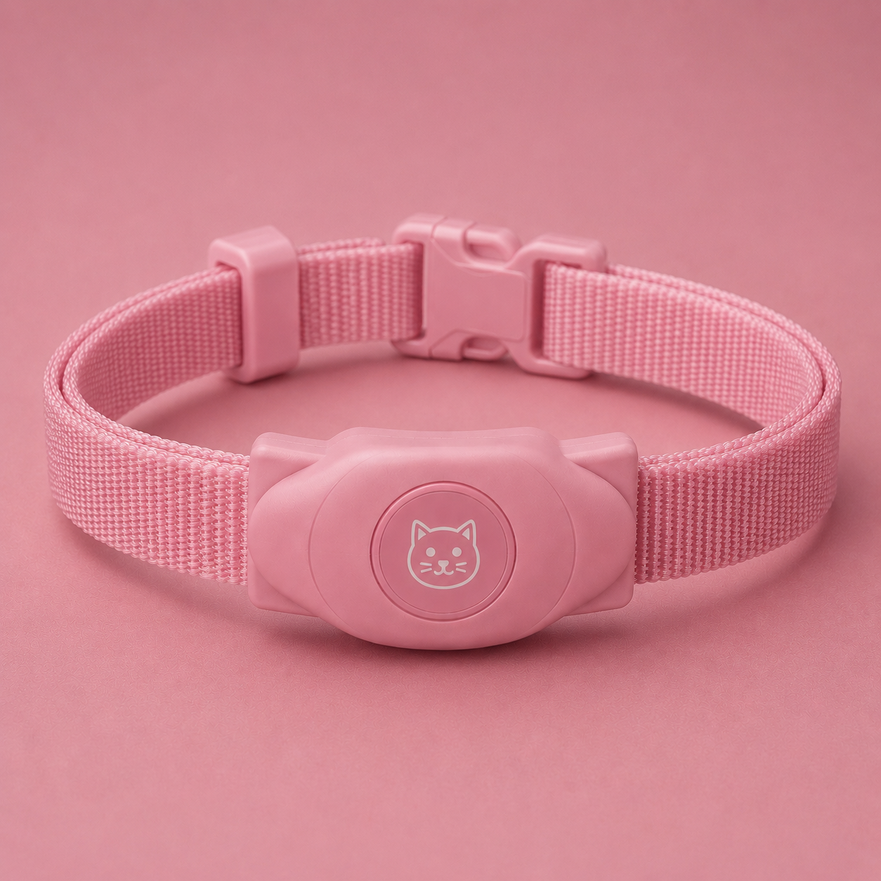 Collier Chat Compatible Tracker